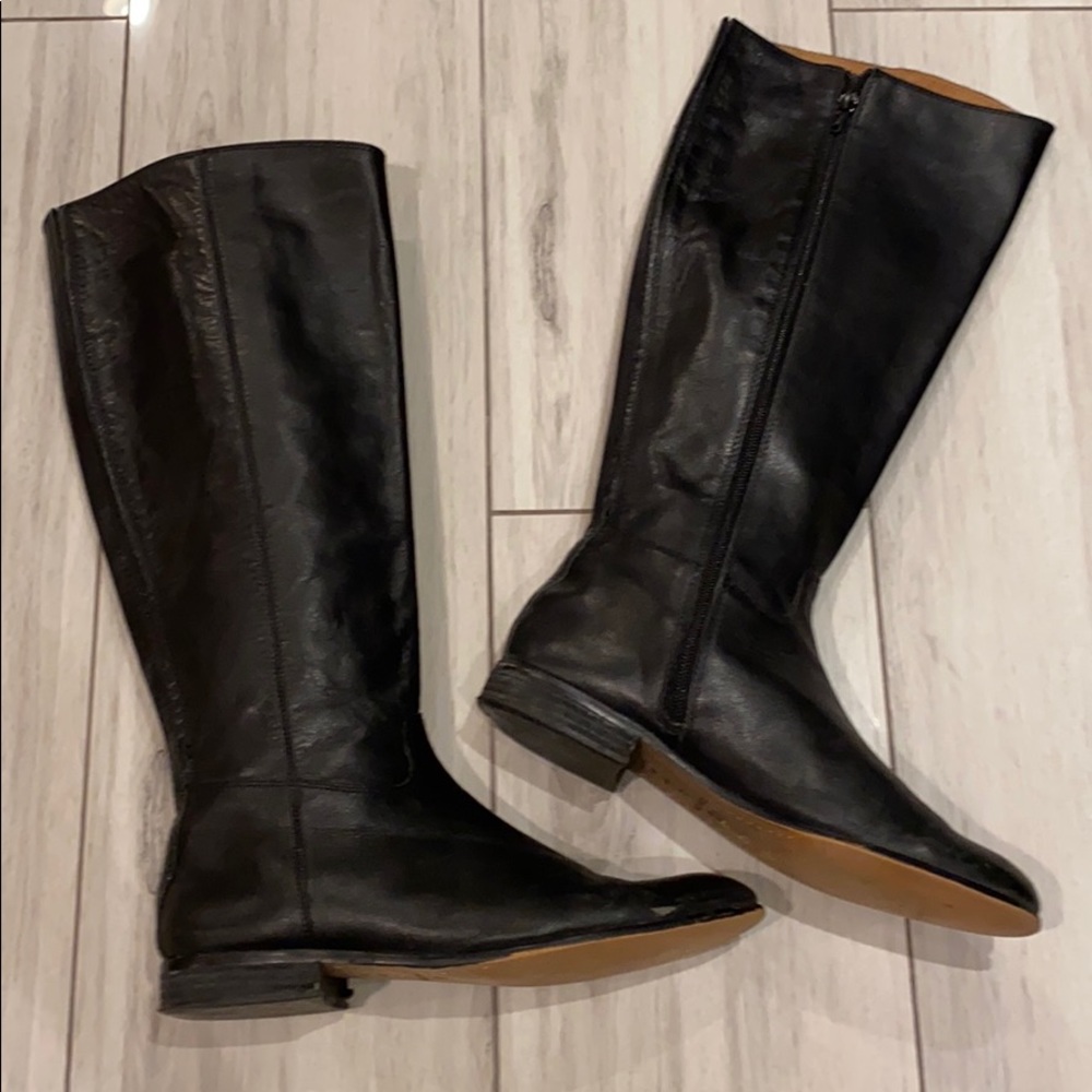 corso como•Black Leather Flat Heel Boots